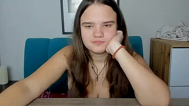 Snapshot of AdeleCruz chatting on December 17, 1:05 pm AdeleCruz online show from December 17, 1:05 pm