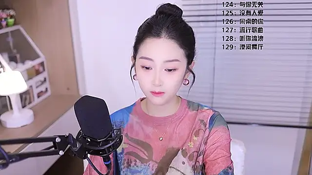 Muzi-sing online show from April 7, 12:07 pm