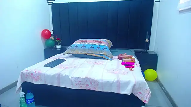 VickyBoobss online show from November 3, 12:31 pm