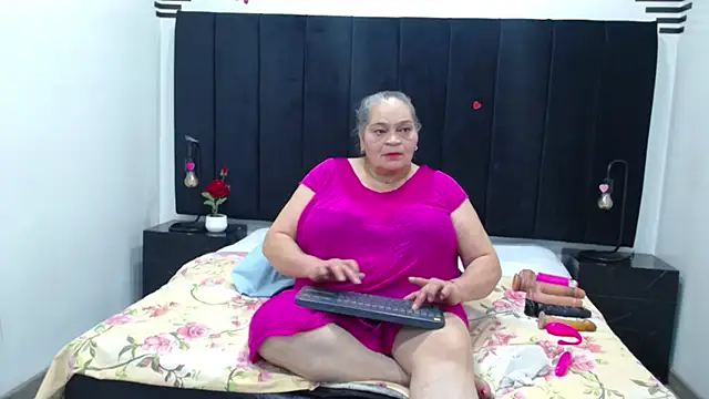 VickyBoobss online show from March 2, 7:54 pm