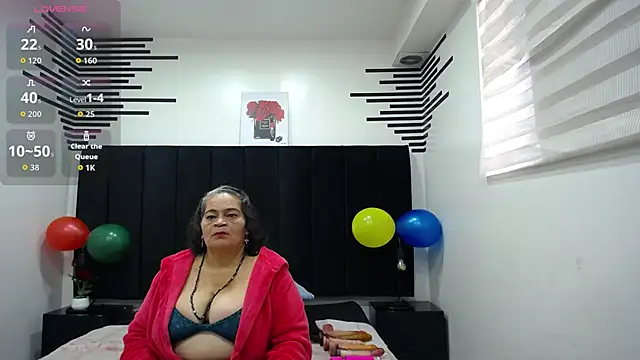 VickyBoobss online show from October 12, 1:01 pm