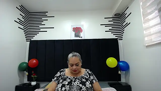 VickyBoobss online show from November 6, 8:02 pm