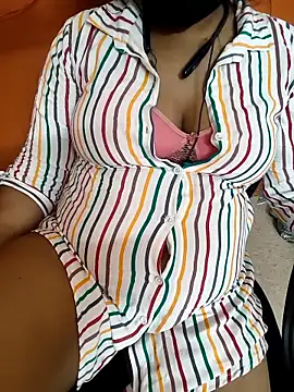 Lolitatamil online show from April 7, 9:16 pm