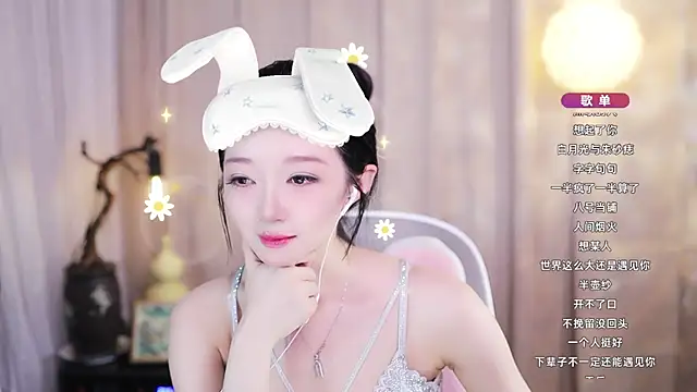 Zoe-99 online show from May 20, 7:49 am