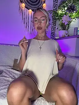 CheekyChels online show from January 17, 9:29 pm