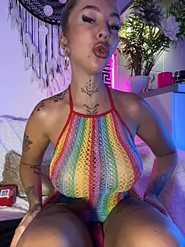 CheekyChels online show from October 6, 5:57 pm