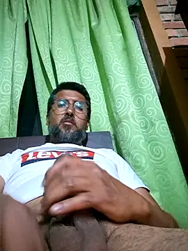Snapshot of ElHades086 chatting on September 29, 2:51 am ElHades086 online show from September 29, 2:51 am