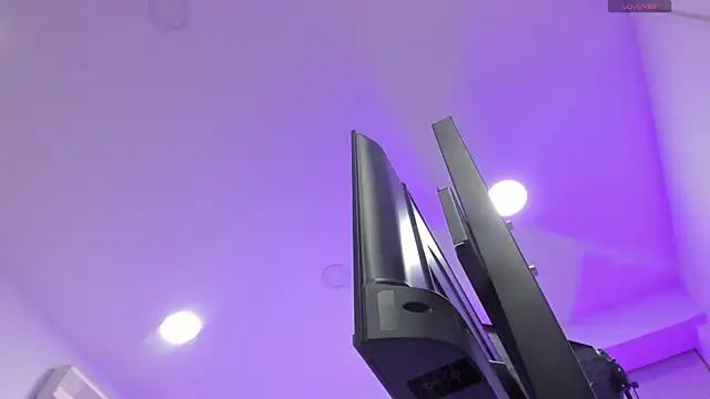 kathy bakerr online show from April 7, 1:13 pm