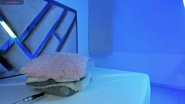 kathy bakerr online show from April 16, 12:39 pm