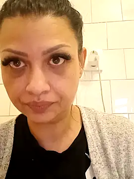 rosse26830 online show from March 18, 3:24 pm