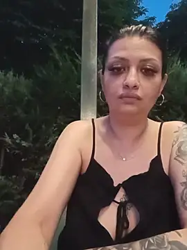Snapshot of rosse26830 chatting on June 20, 6:46 pm rosse26830 online show from June 20, 6:46 pm