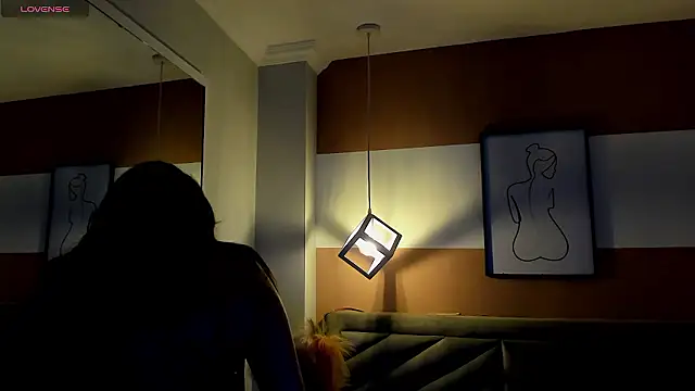 chelsea bolton  online show from January 7, 12:43 pm