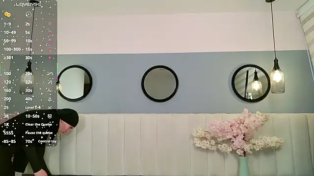 Snapshot of chelsea_bolton_ chatting on July 9, 12:15 pm chelsea bolton online show from July 9, 12:15 pm