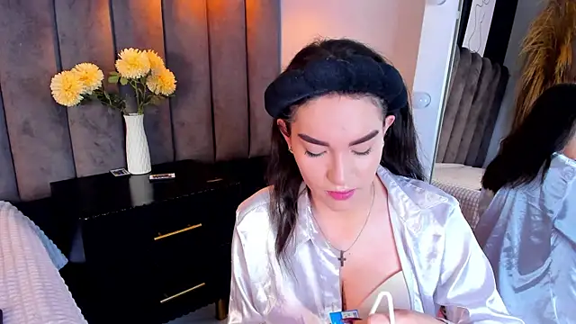 Snapshot of chelsea_bolton_ chatting on November 15, 12:42 pm chelsea bolton online show from November 15, 12:42 pm