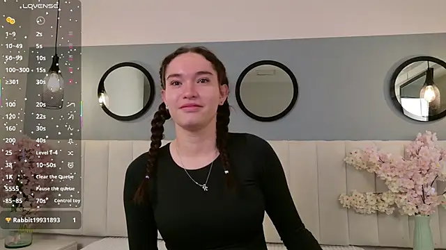 Snapshot of chelsea_bolton_ chatting on July 2, 12:22 pm chelsea bolton online show from July 2, 12:22 pm