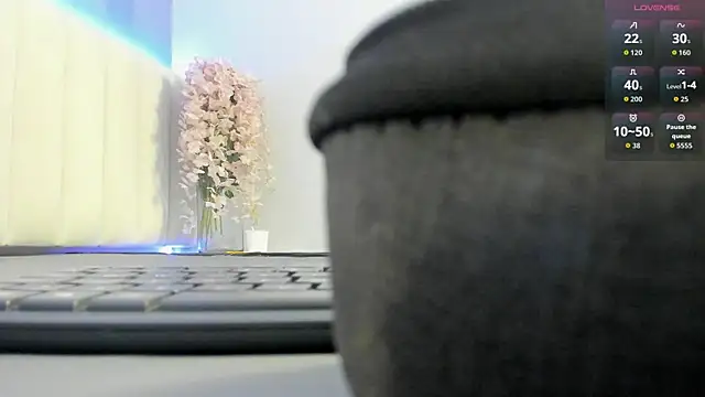 Snapshot of chelsea_bolton_ chatting on June 26, 12:11 pm chelsea bolton online show from June 26, 12:11 pm
