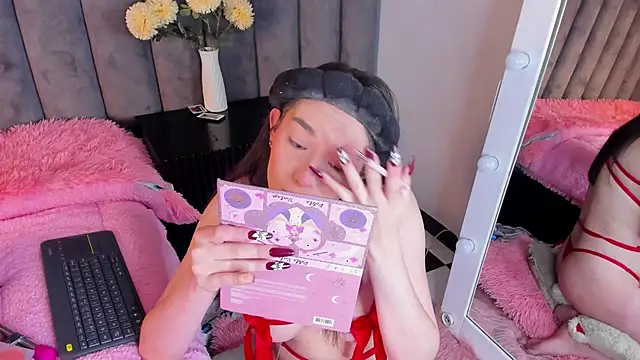 Snapshot of chelsea_bolton_ chatting on November 17, 12:31 pm chelsea bolton online show from November 17, 12:31 pm