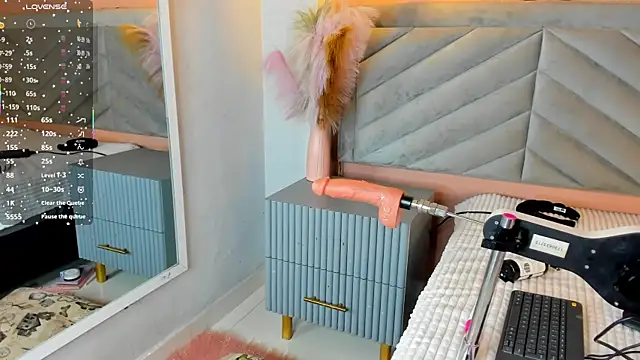 chelsea bolton  online show from December 21, 1:02 pm