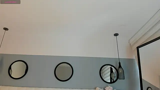 chelsea bolton  online show from April 10, 12:23 pm