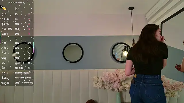 Snapshot of chelsea_bolton_ chatting on July 11, 12:27 pm chelsea bolton online show from July 11, 12:27 pm