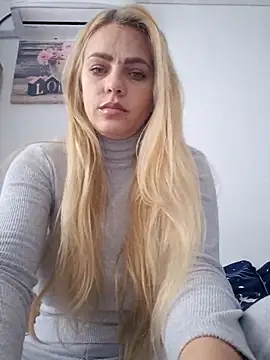 AnnaBell2025 online show from February 5, 11:39 am