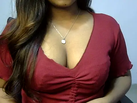 Snapshot of Niyaa77 chatting on October 8, 4:08 pm Niyaa77 online show from October 8, 4:08 pm