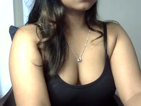 Snapshot of Niyaa77 chatting on October 5, 3:19 am Niyaa77 online show from October 5, 3:19 am