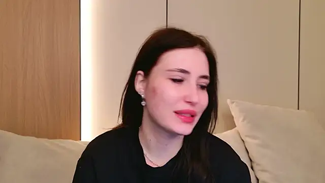 EmmaLawrens online show from March 14, 10:32 am