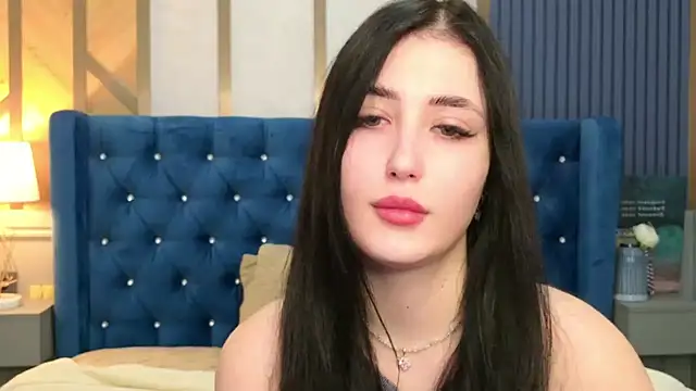 Snapshot of EmmaLawrens chatting on September 19, 8:35 pm EmmaLawrens online show from September 19, 8:35 pm