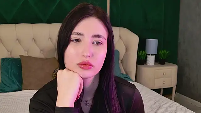 EmmaLawrens online show from March 22, 10:39 am