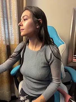 Aleska Miami online show from March 21, 9:08 pm