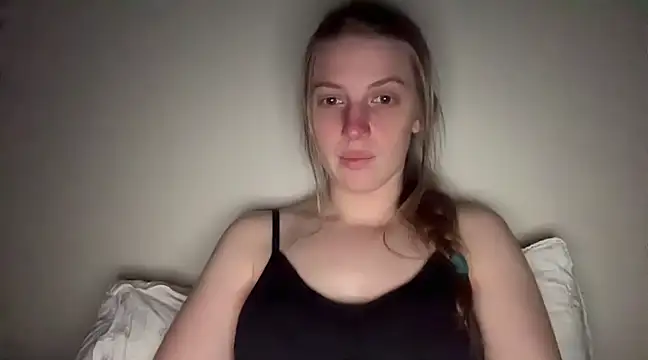 Ella-82 online show from February 27, 3:08 am