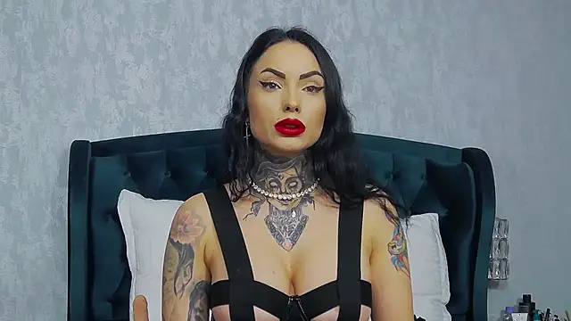 NataliaCristal online show from December 4, 6:45 am