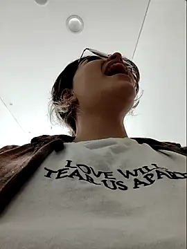 Snapshot of katty_116 chatting on January 24, 7:07 pm katty 116 online show from January 24, 7:07 pm