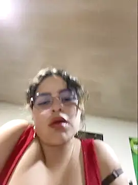 Snapshot of katty_116 chatting on February 9, 11:46 pm katty 116 online show from February 9, 11:46 pm