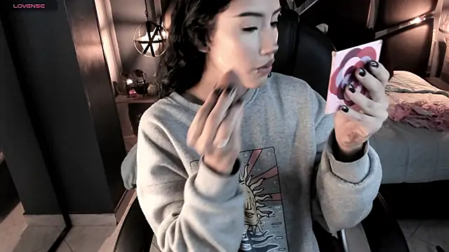 vaiolethsan   online show from February 11, 8:09 pm