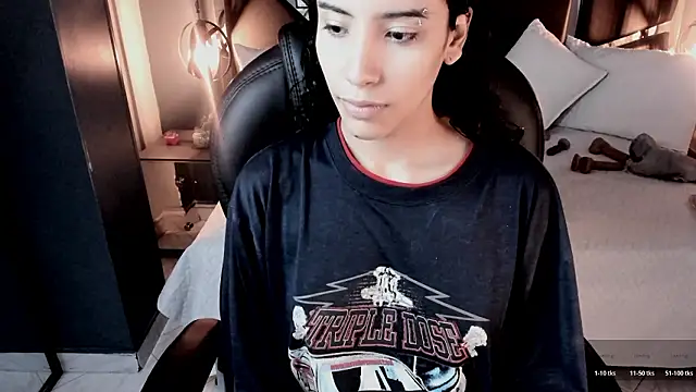 vaiolethsan   online show from February 16, 8:07 pm