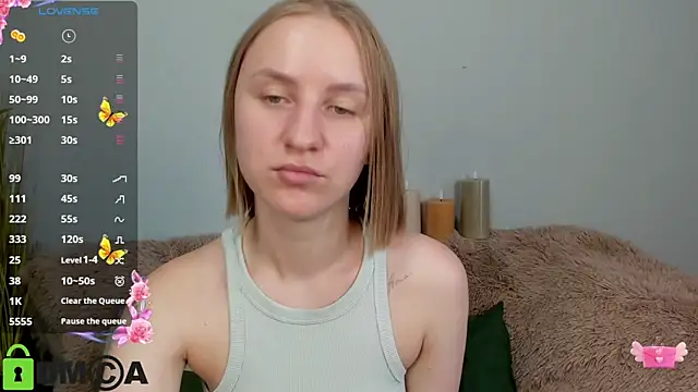Snapshot of BeautyBlondy chatting on June 30, 12:38 pm BeautyBlondy online show from June 30, 12:38 pm