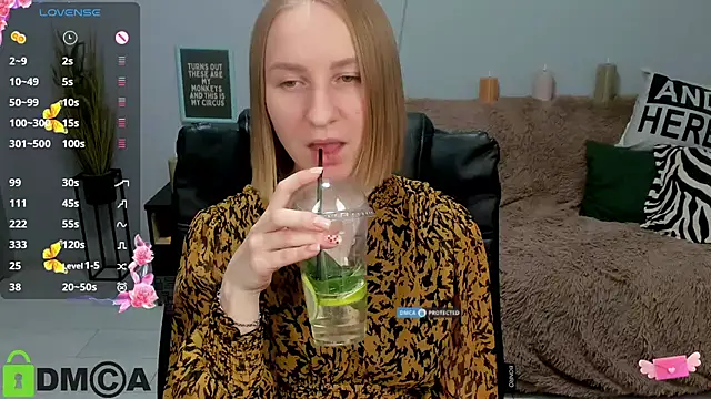 BeautyBlondy online show from May 28, 12:33 pm