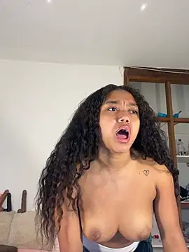 JasmineRose7 online show from June 1, 11:32 am