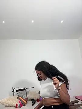 JasmineRose7 online show from April 22, 11:17 am