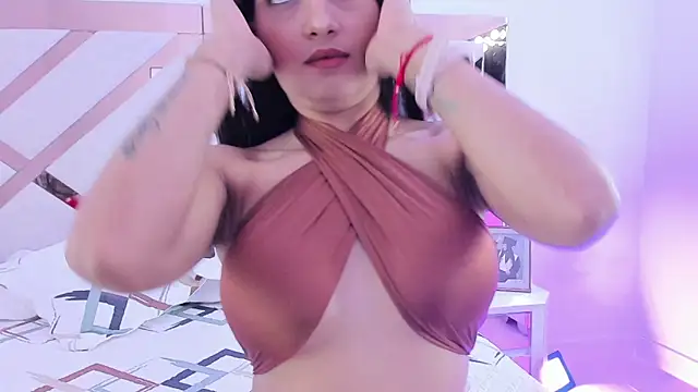 trissha xk1 online show from December 20, 12:30 pm