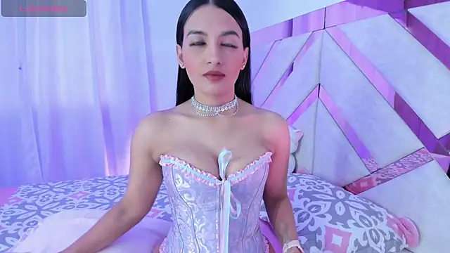 trissha xk1 online show from October 4, 11:45 am