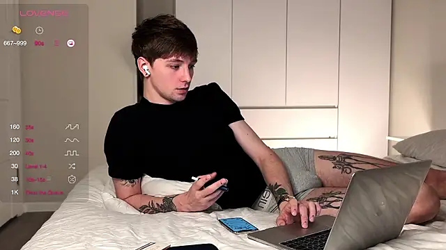 Calvin Polanski online show from February 11, 5:29 am