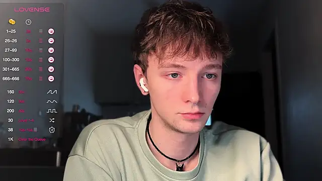 Snapshot of Calvin_Polanski chatting on January 6, 6:56 pm Calvin Polanski online show from January 6, 6:56 pm