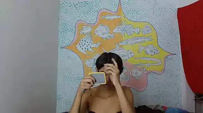 Snapshot of boysLittle chatting on February 1, 12:04 pm boysLittle online show from February 1, 12:04 pm