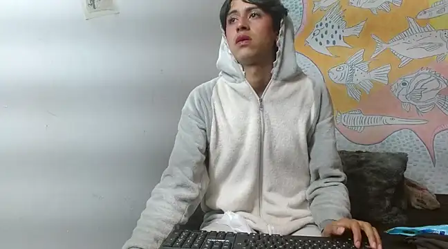 Snapshot of boysLittle chatting on February 17, 3:22 pm boysLittle online show from February 17, 3:22 pm