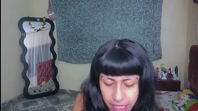 boysLittle online show from May 28, 12:18 am