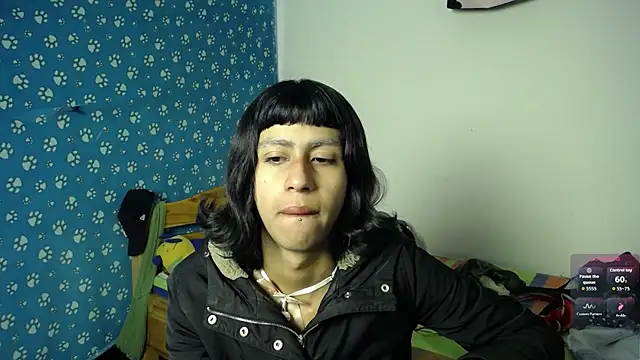 Snapshot of boysLittle chatting on January 7, 12:43 pm boysLittle online show from January 7, 12:43 pm