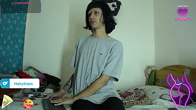 Snapshot of boysLittle chatting on November 23, 5:45 pm boysLittle online show from November 23, 5:45 pm